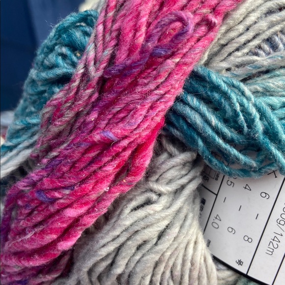 NORO AYATORI TheWorld of Nature Luxury Yarn Three 50 gram balls in bundle - Picture 8 of 10